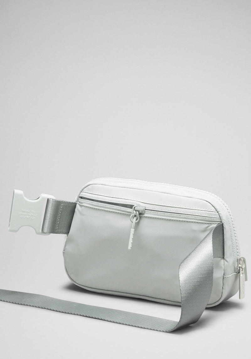 Everywhere Belt Bag 1L