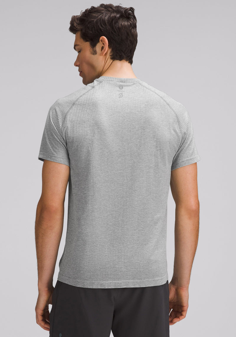 Metal Vent Tech Short-Sleeve